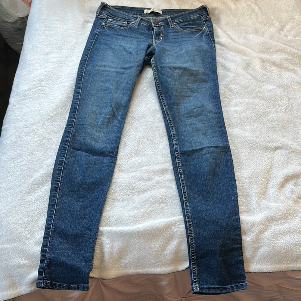 Hollister jeans